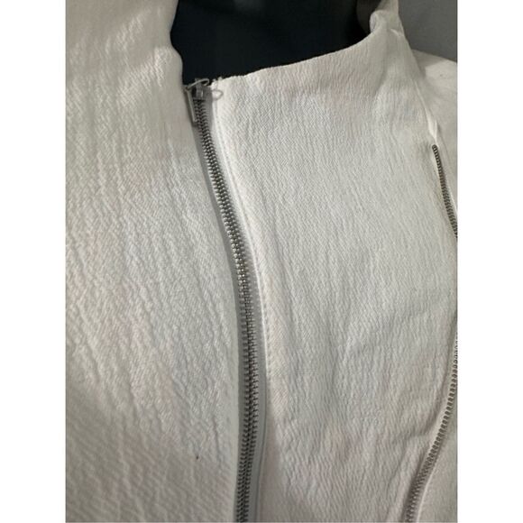 BlankNYC Women's So Icy Cream Asymmetrical Moto Jacket White Large NWT 🛑 - Picture 5 of 10